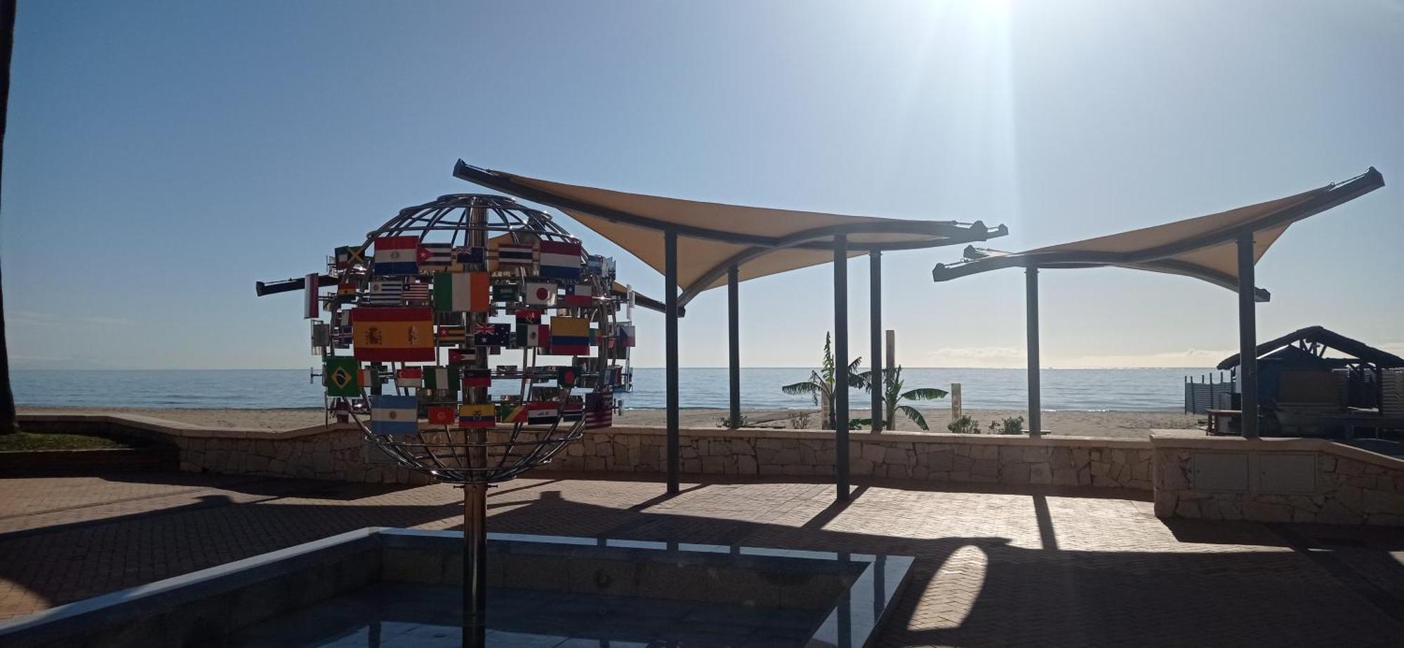 Apartamento Frente Al Mar Paz Y Relax Fuengirola Luaran gambar